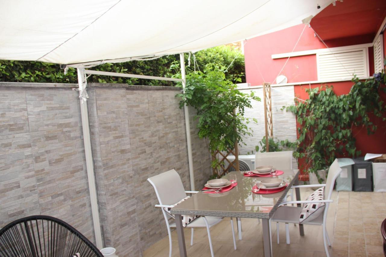 Casa Lucia Private Car Or Motorcycle Park Apartment Lucca Luaran gambar