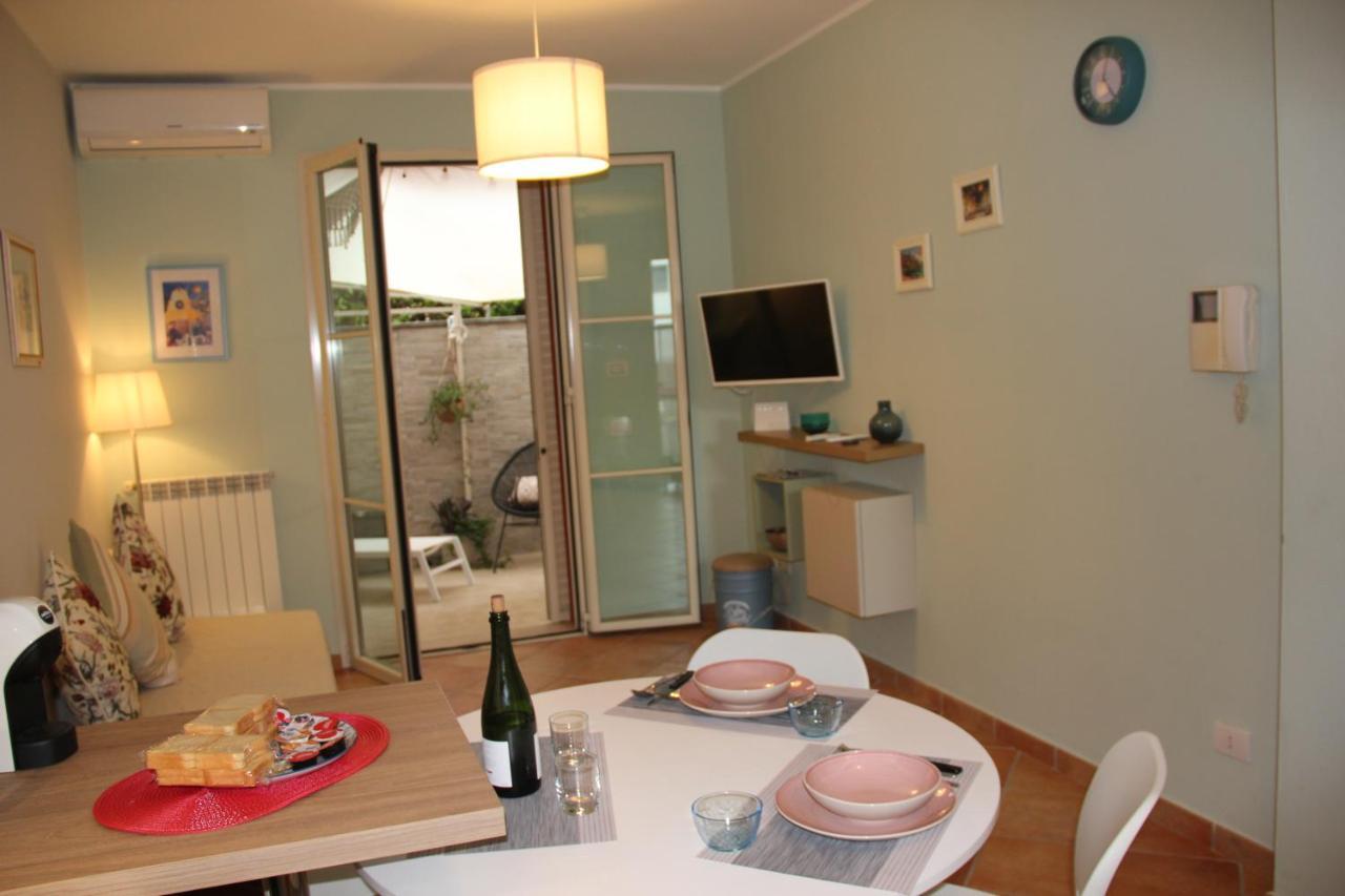 Casa Lucia Private Car Or Motorcycle Park Apartment Lucca Luaran gambar
